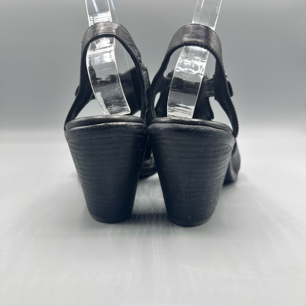 Eileen Fisher Side 8 Black “Carat” Leather Sandals - Picture 4 of 5